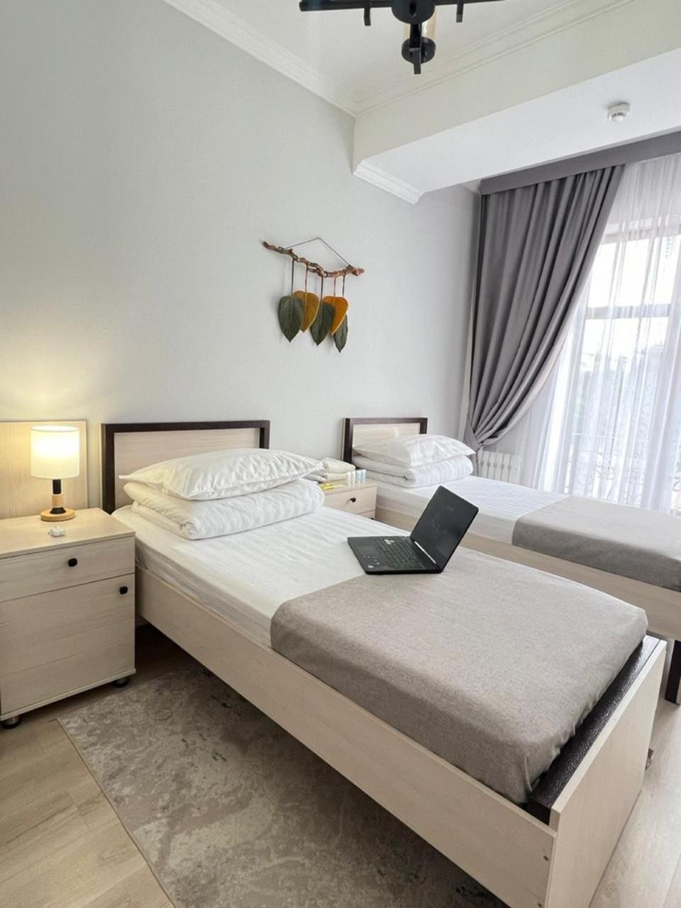 Compass Hostel Bishkek Bagian luar foto