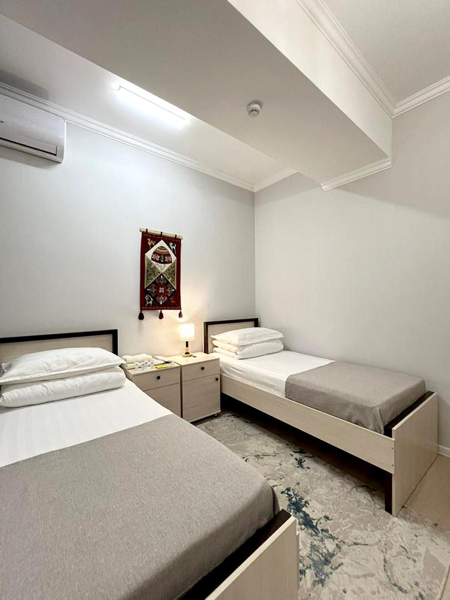Compass Hostel Bishkek Bagian luar foto