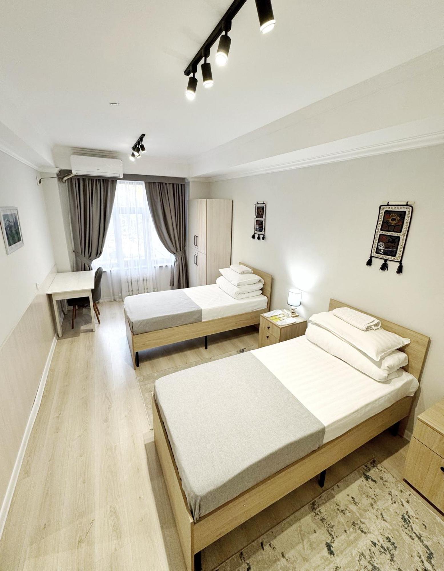Compass Hostel Bishkek Bagian luar foto
