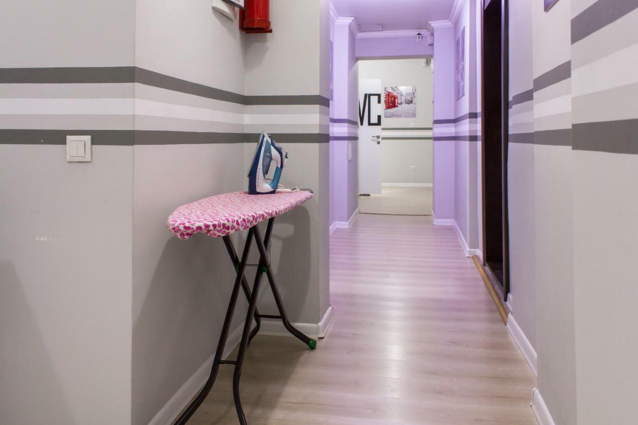 Compass Hostel Bishkek Bagian luar foto